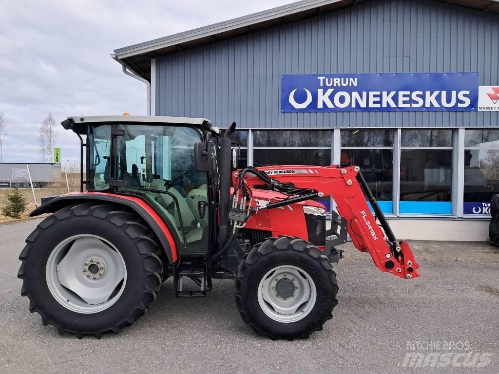 Massey Ferguson 4707 Трактори