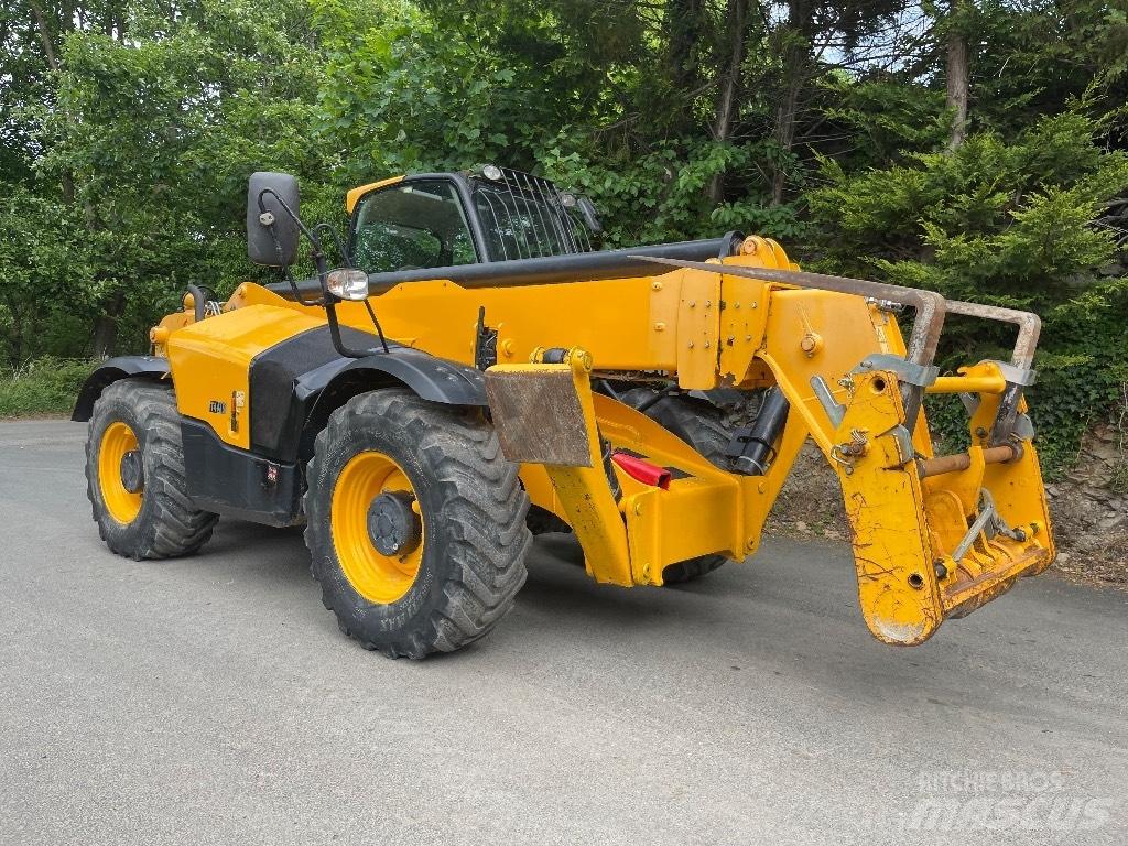 JCB 540-140 Телескопічні навантажувачі