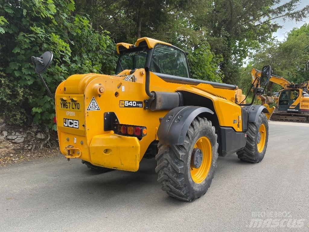 JCB 540-140 Телескопічні навантажувачі