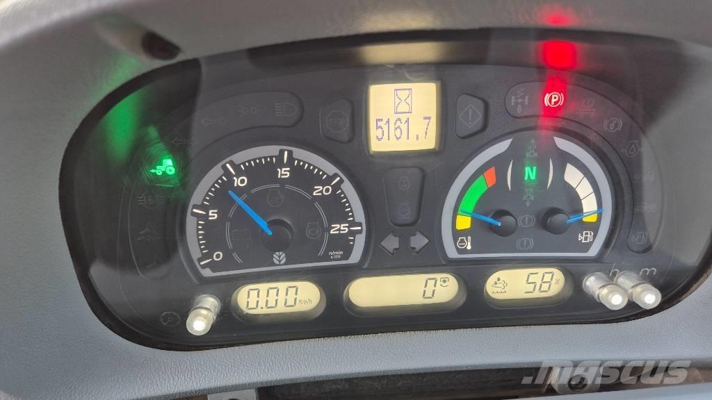 New Holland T 7.230 Трактори