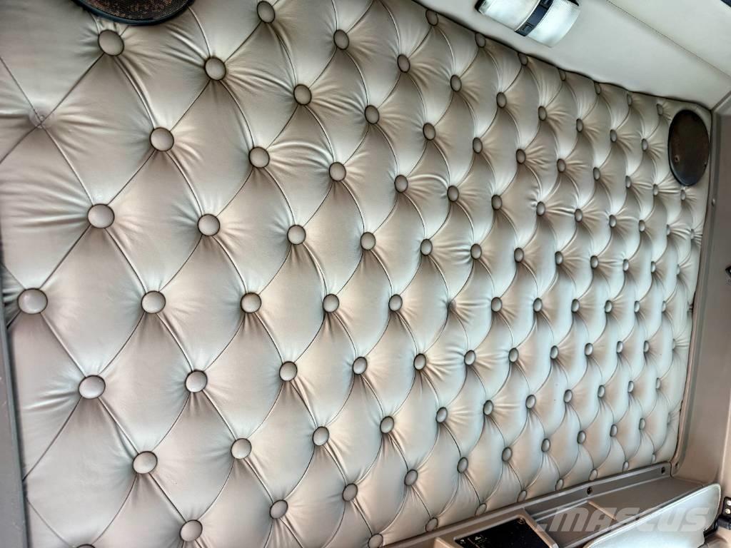 Kenworth W 900 Тягачі