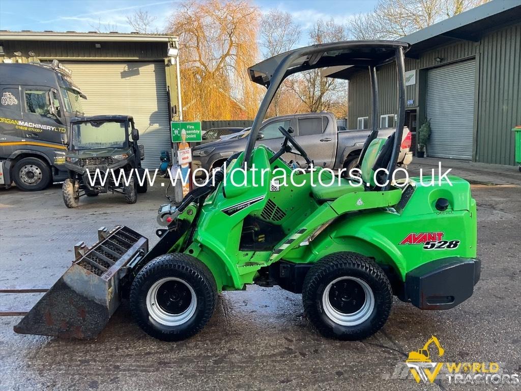 Avant 528 Малі навантажувачі
