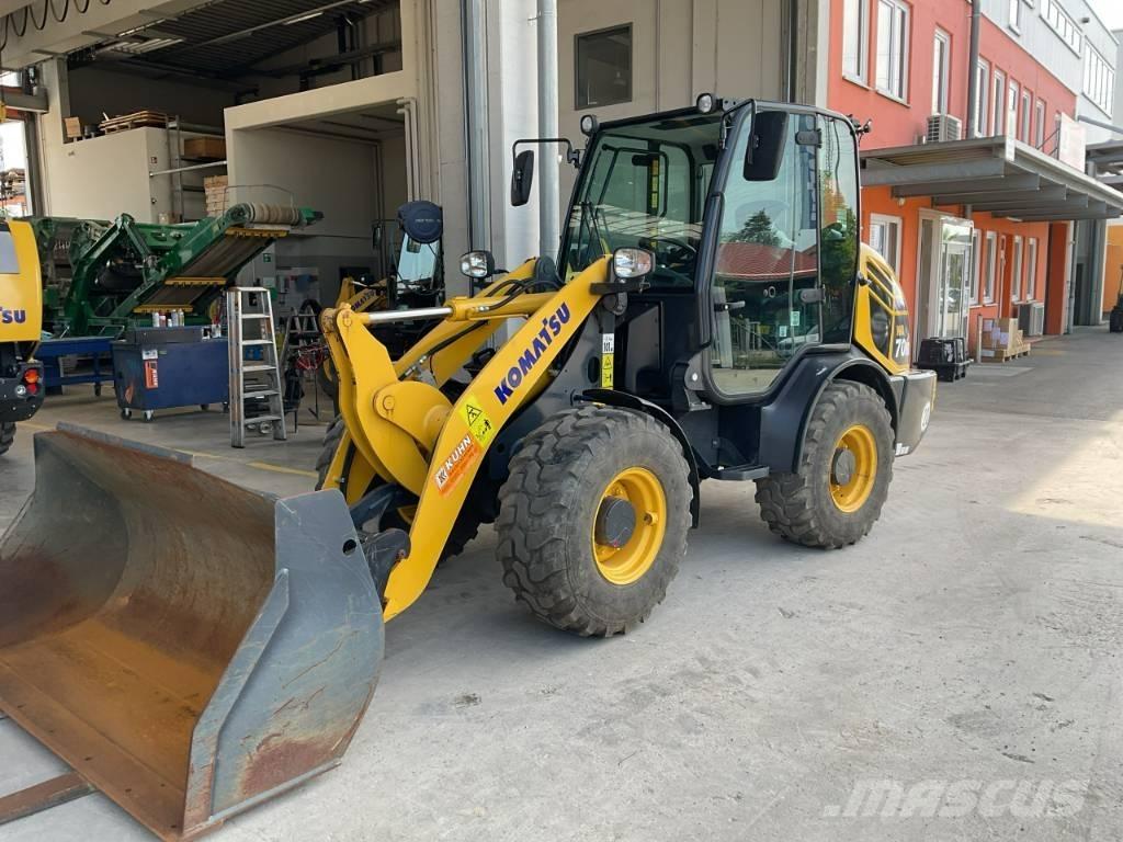 Komatsu WA 70 M-8 Малі навантажувачі