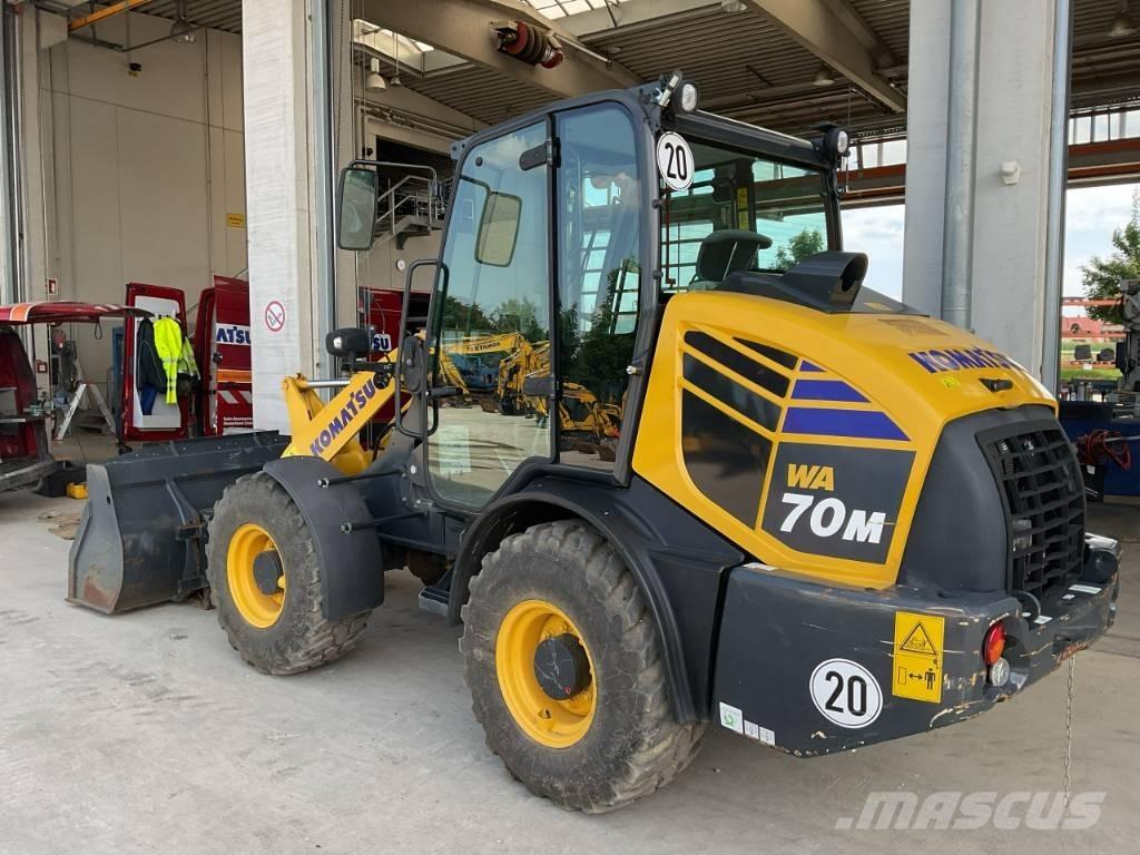 Komatsu WA 70 M-8 Малі навантажувачі