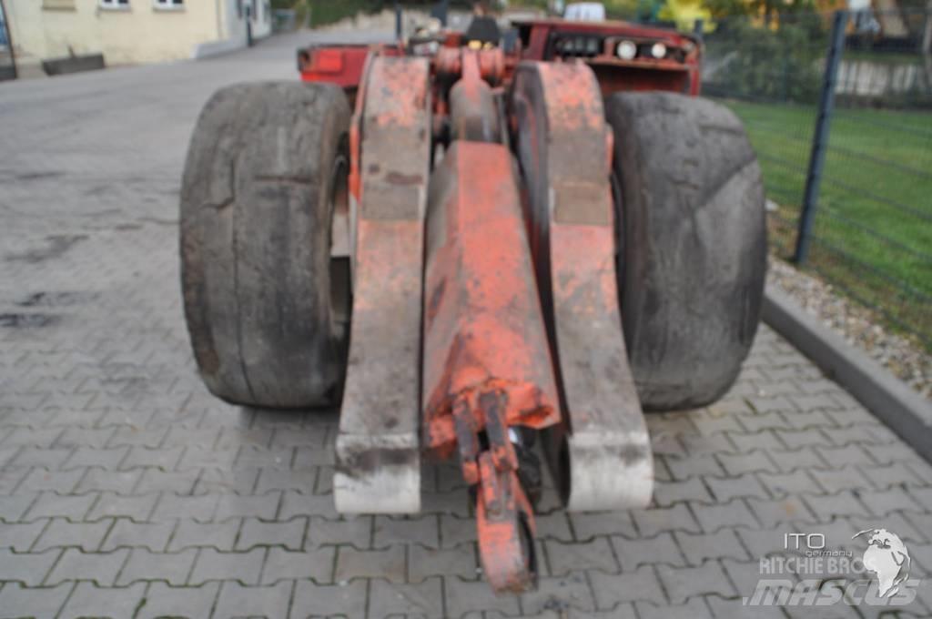 Sandvik LH 208L Підземні навантажувачі