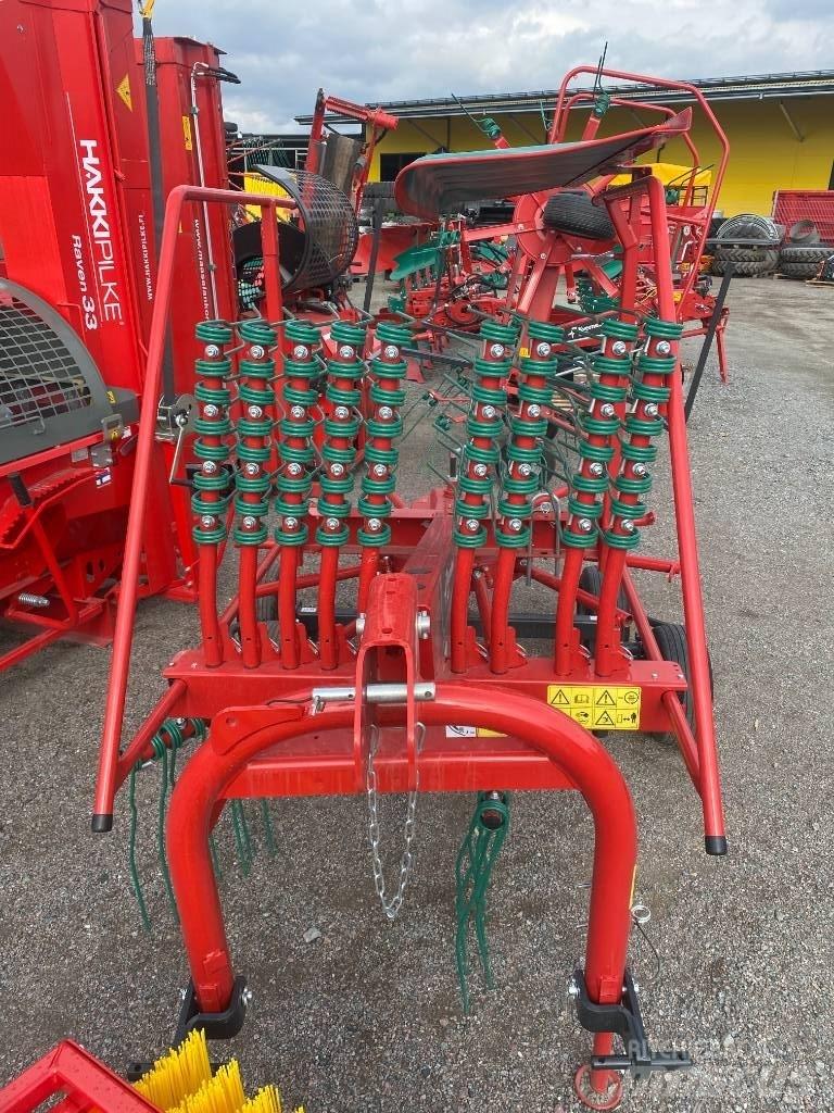 Kverneland 9439 Рядкові жатки