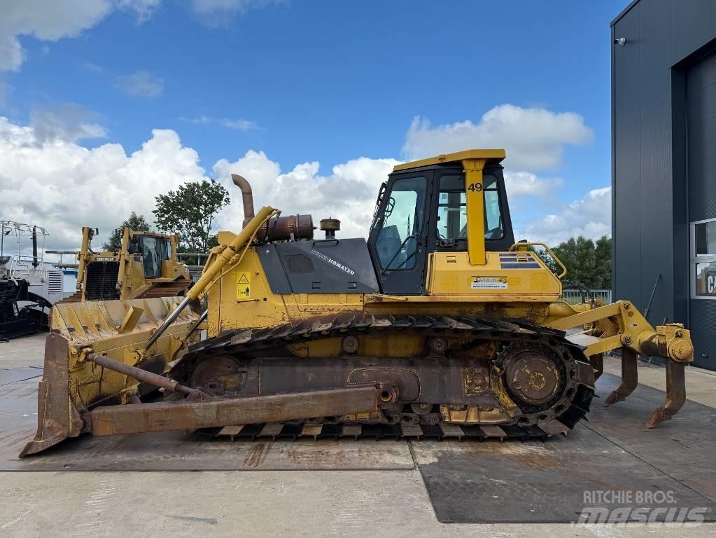 Komatsu D 65 PX-12 Гусеничні бульдозери