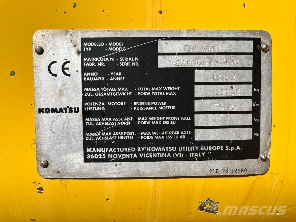 Komatsu PW 110 Колісні екскаватори