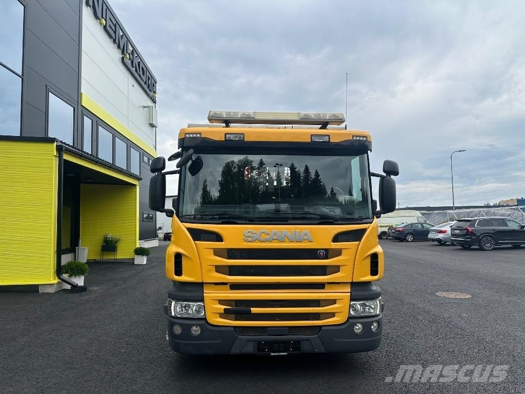 Scania P370 6x2*4 Вантажівки з гаковим підйомом