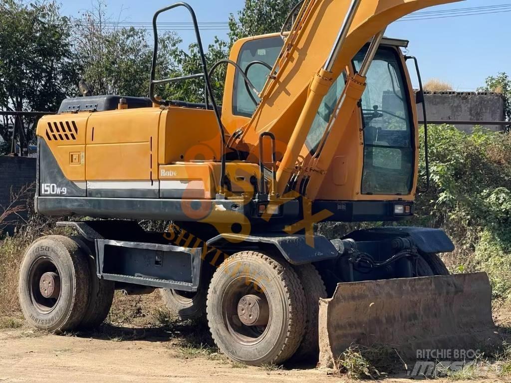 Hyundai 150W-9 Колісні екскаватори