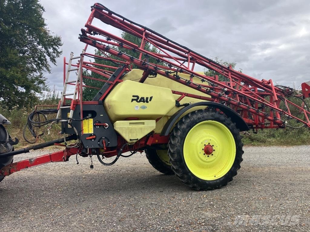 Rau Trailed Sprayer Причіпні обприскувачі