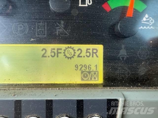 CAT 963 K Гусеничні вантажники
