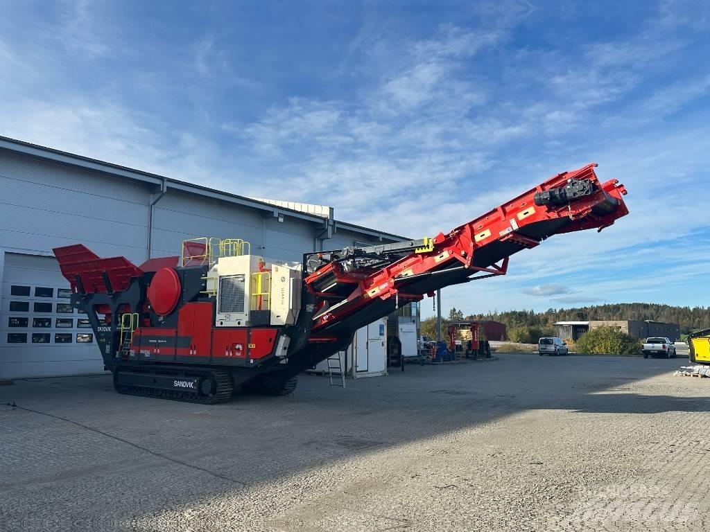 Sandvik UJ443e Мобільні дробарки