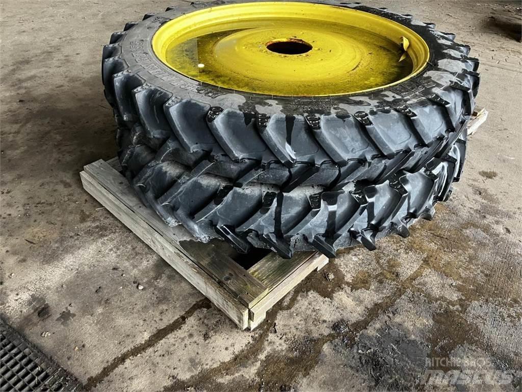 BKT 270/95R48 Колеса