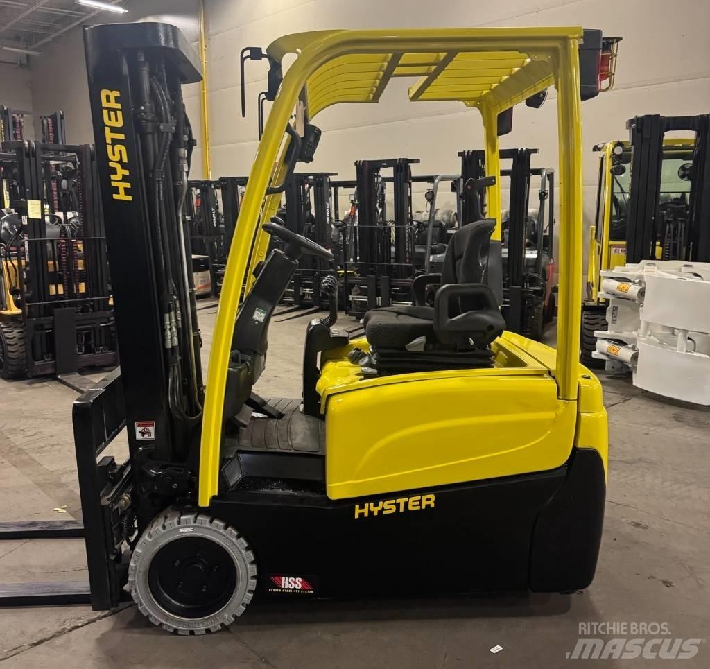 Hyster J 35 XNT Електронавантажувачі