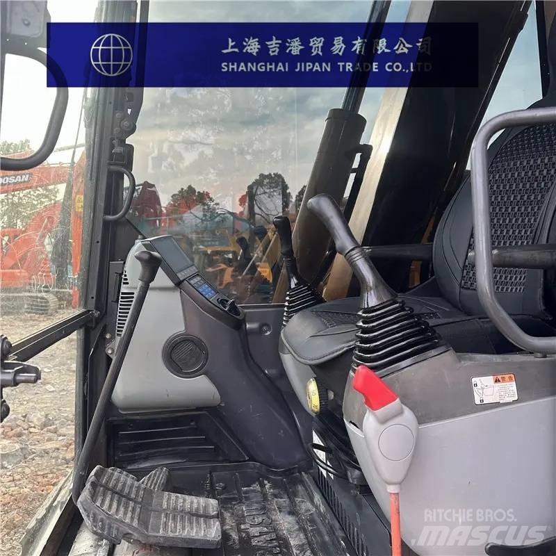 Komatsu PC 70 Гусеничні екскаватори