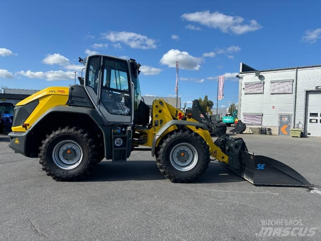Wacker Neuson WL95 Фронтальні навантажувачі