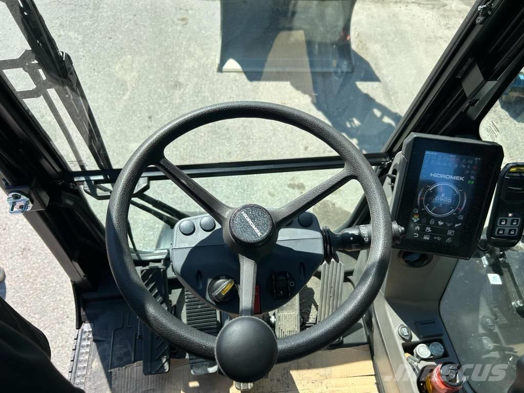 Hidromek HMK 150 WR Колісні екскаватори