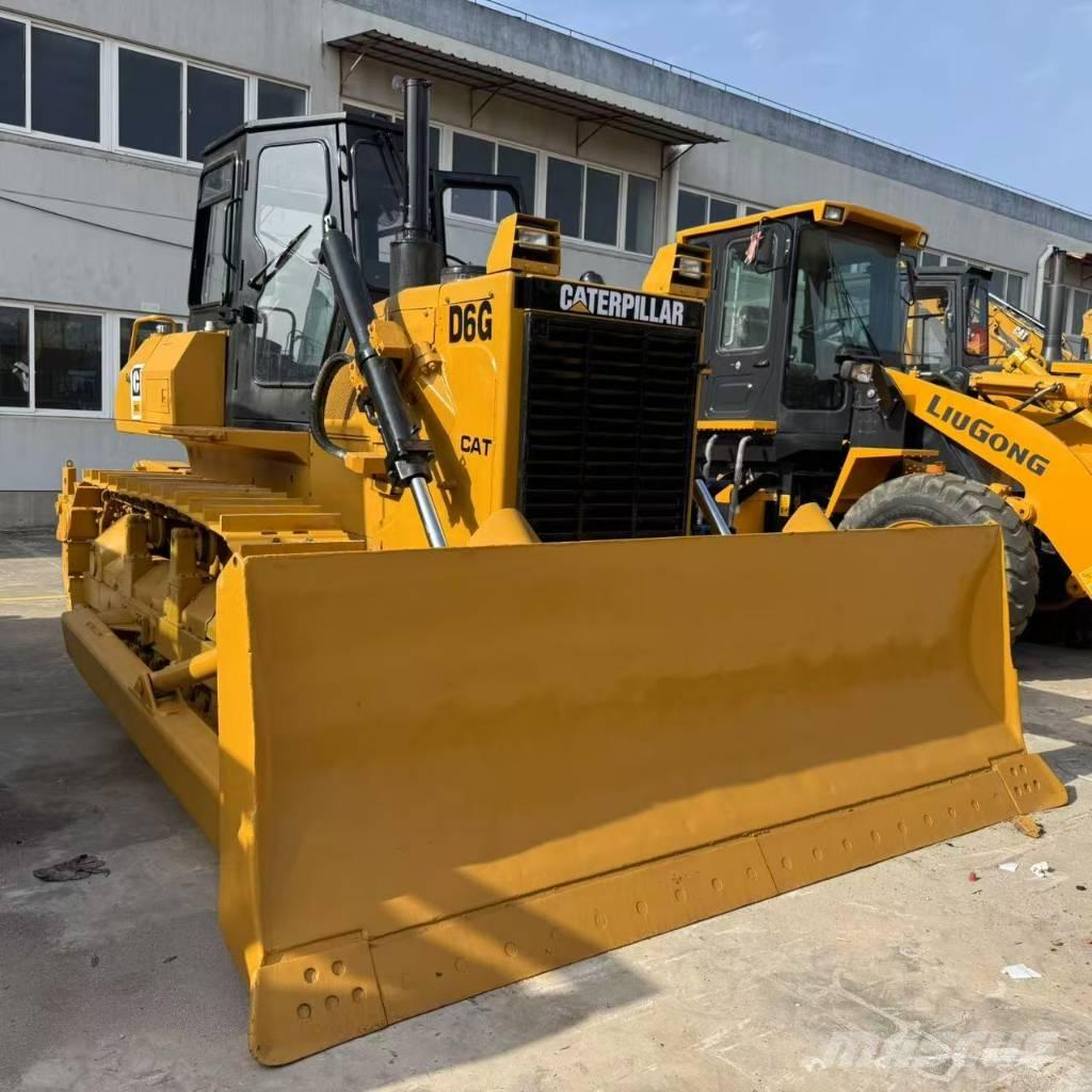CAT D 6 G Гусеничні бульдозери