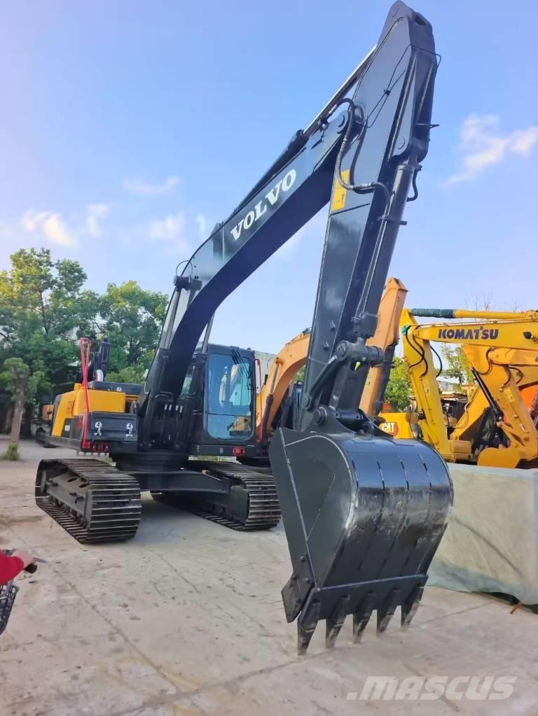 Volvo EC 210 B Гусеничні екскаватори