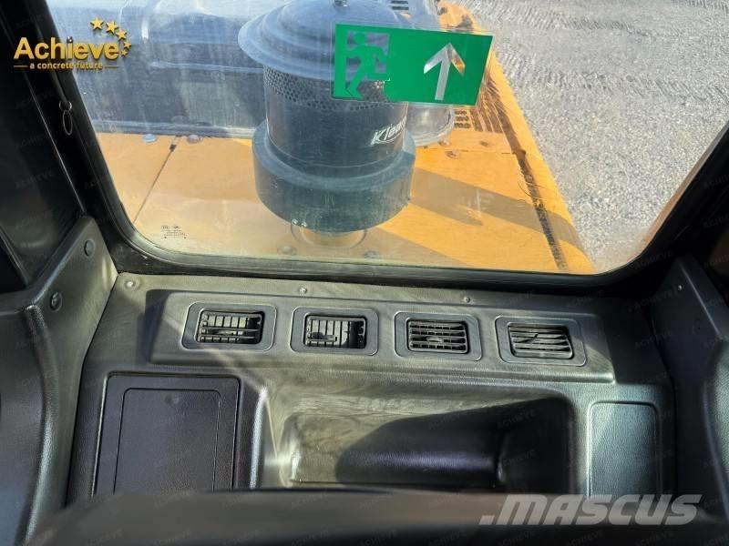 Sany SY235C Гусеничні екскаватори