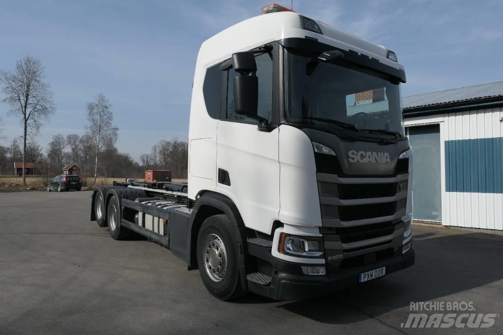 Scania R500 B6x2nb Вантажівки з гаковим підйомом