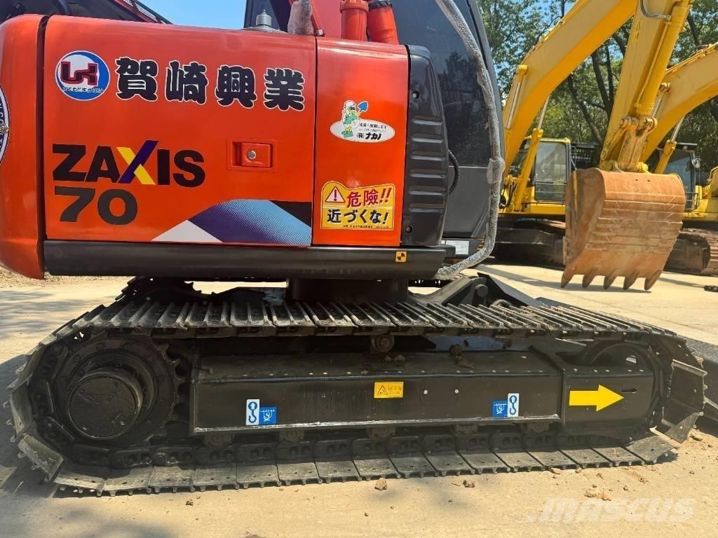 Hitachi ZX 70 Гусеничні екскаватори