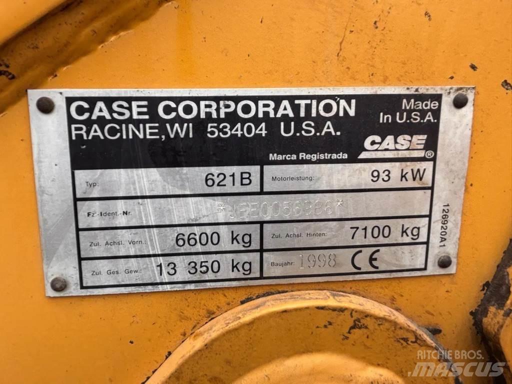 CASE 621B Фронтальні навантажувачі