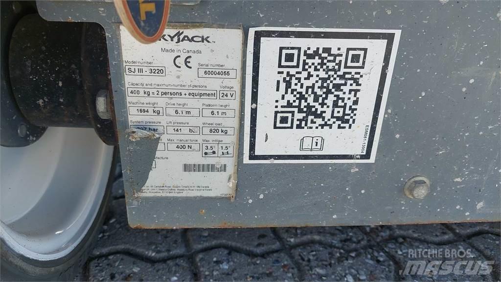 SkyJack SJIII3220 Підйомники-ножиці