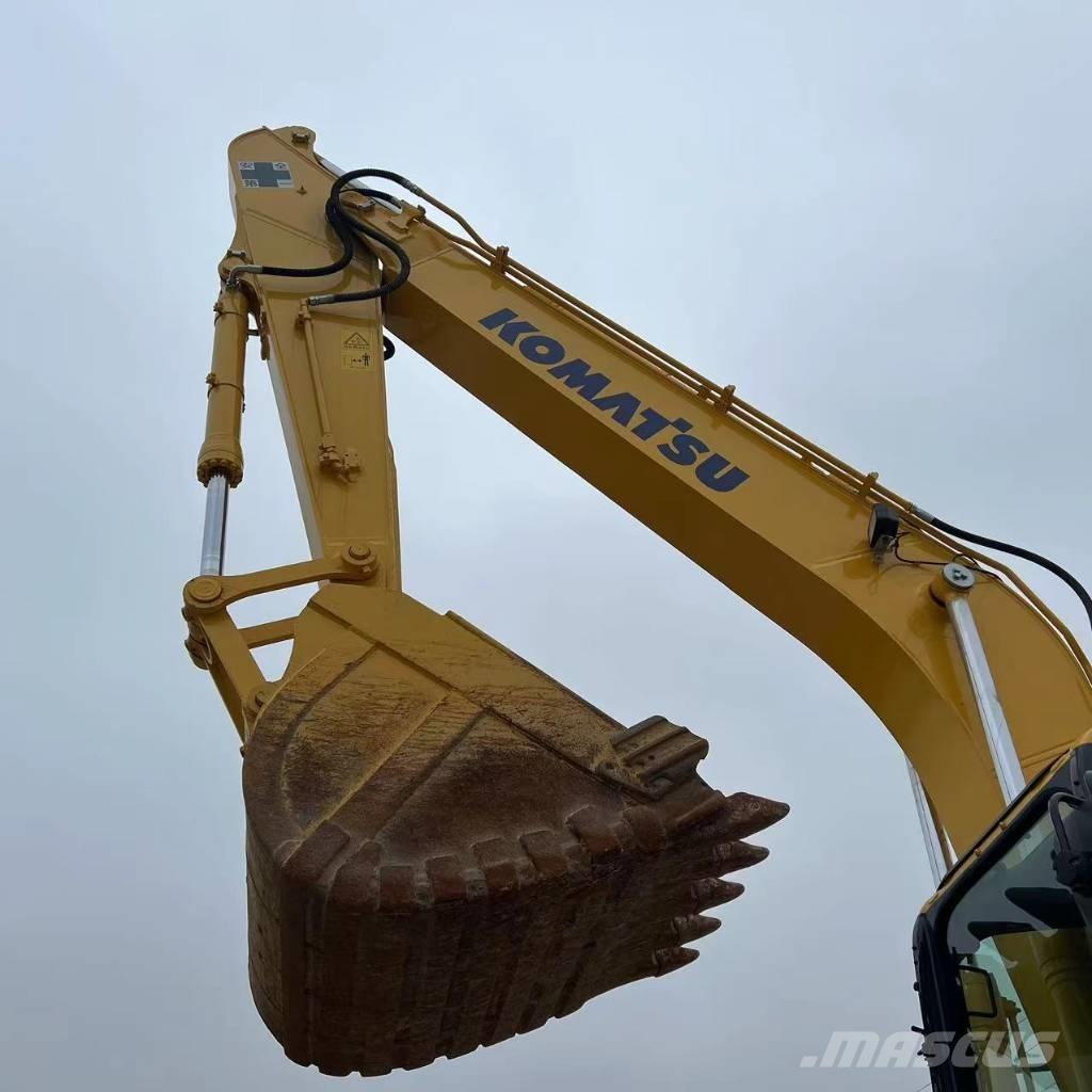 Komatsu PC 240 Гусеничні екскаватори