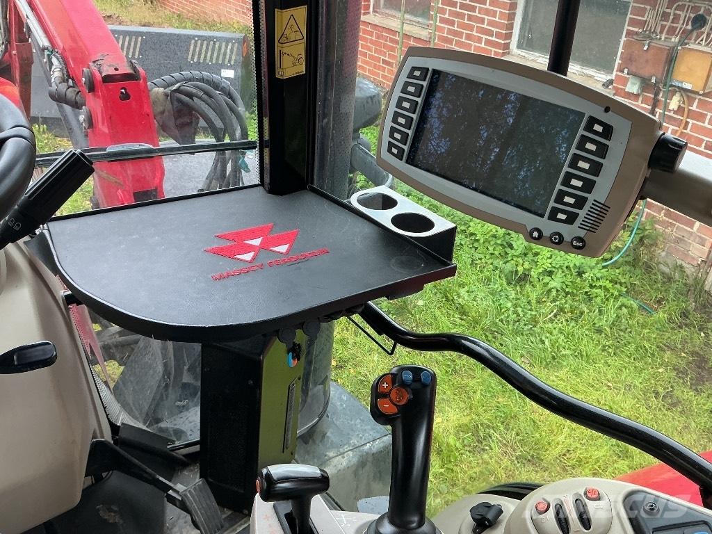 Massey Ferguson 7716 Трактори