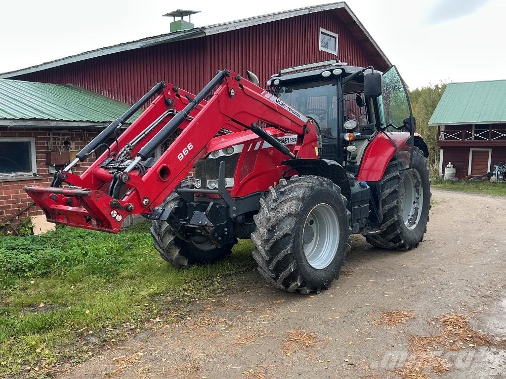 Massey Ferguson 7716 Трактори