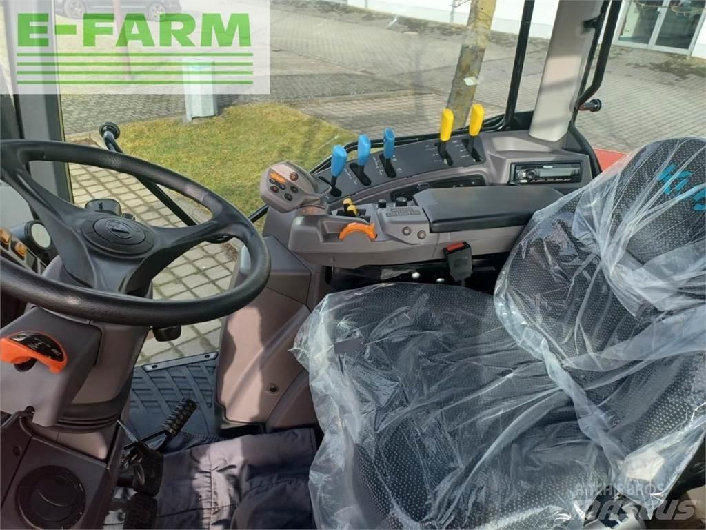 Kubota m6-122 Трактори