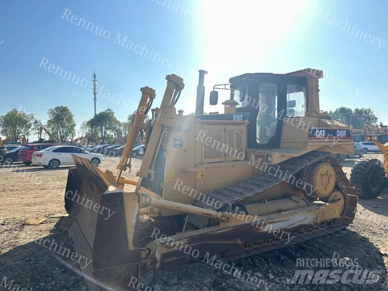 CAT D 8 R Гусеничні бульдозери