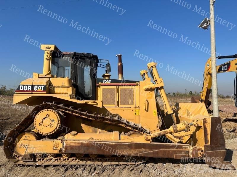CAT D 8 R Гусеничні бульдозери