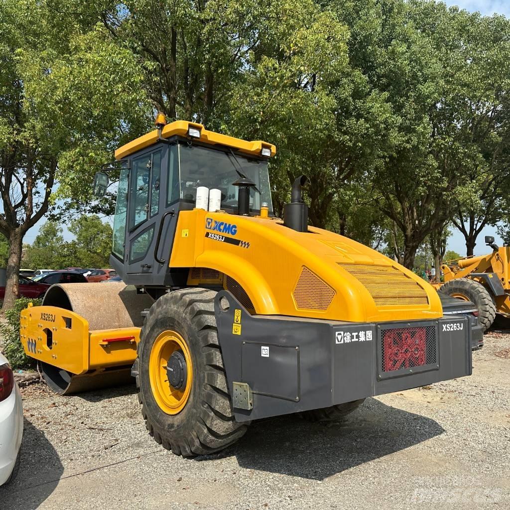 XCMG XS263J Грунтові котки
