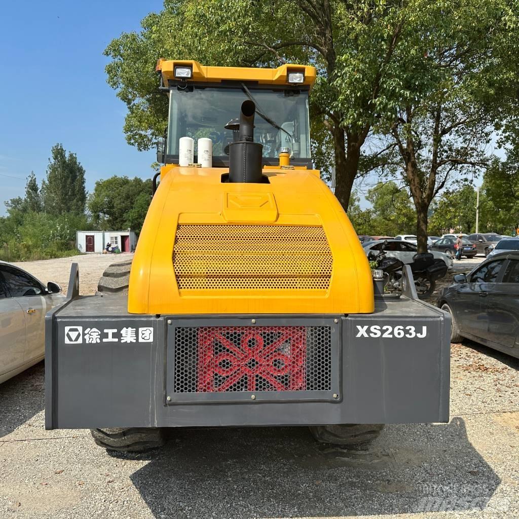 XCMG XS263J Грунтові котки