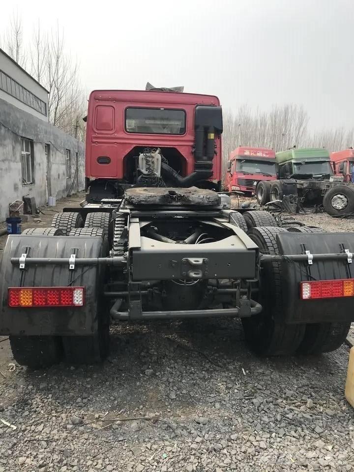 Howo 375 Тягачі