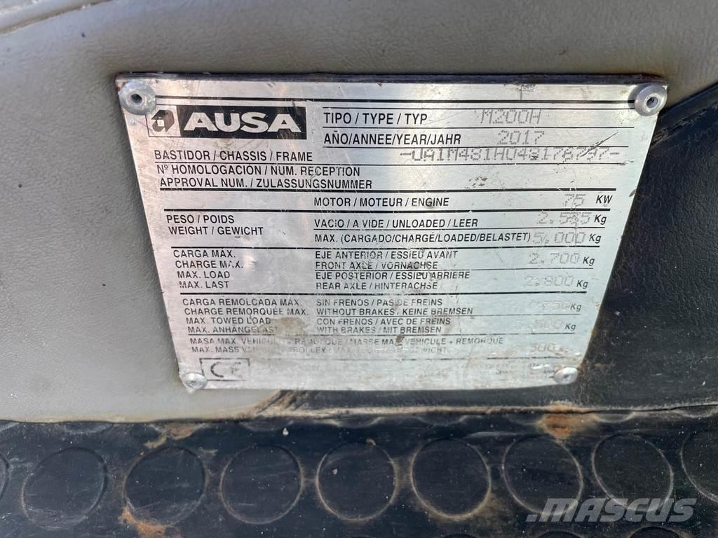 Ausa M200H 4X4 Підсобні машини
