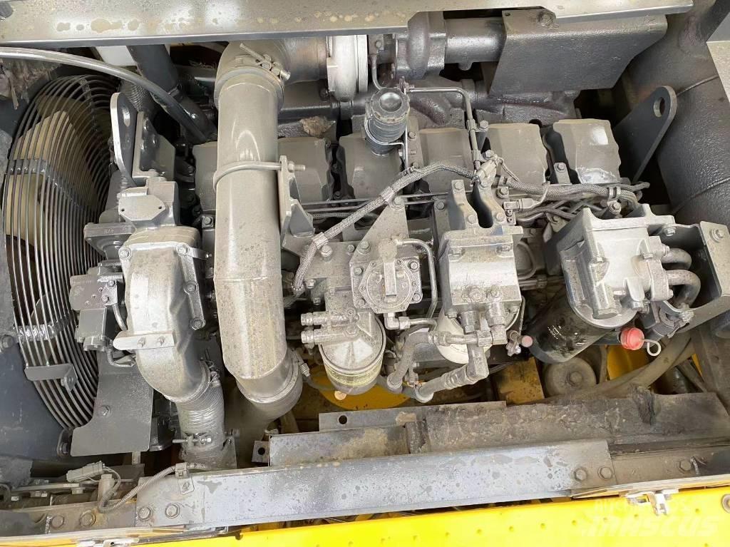 Komatsu PC 450 Гусеничні екскаватори