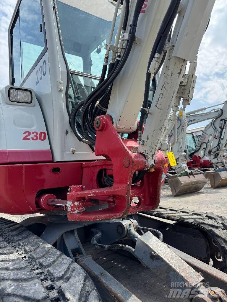 Takeuchi TB 230 Міні-екскаватори < 7т