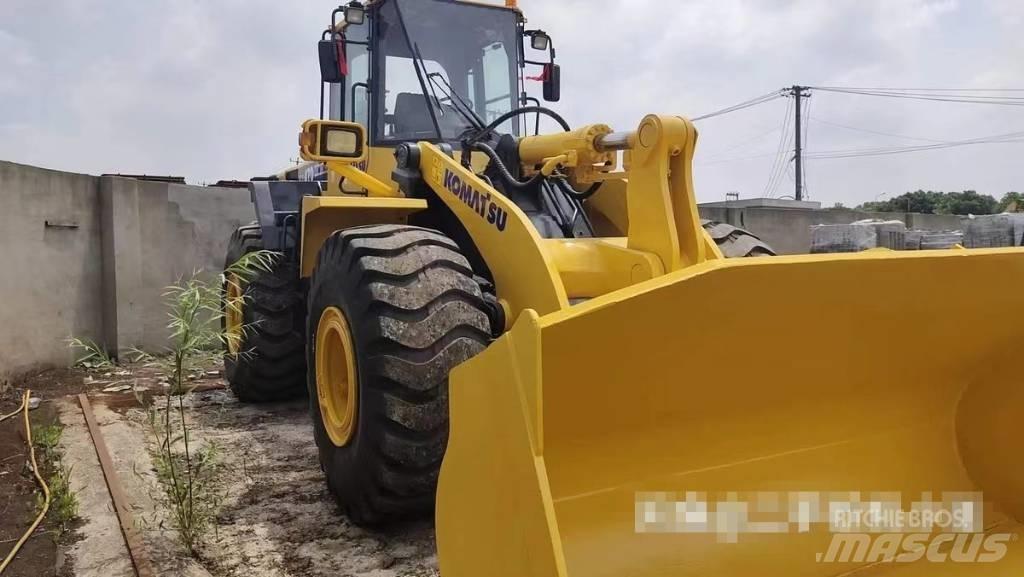 Komatsu WA 470 Фронтальні навантажувачі