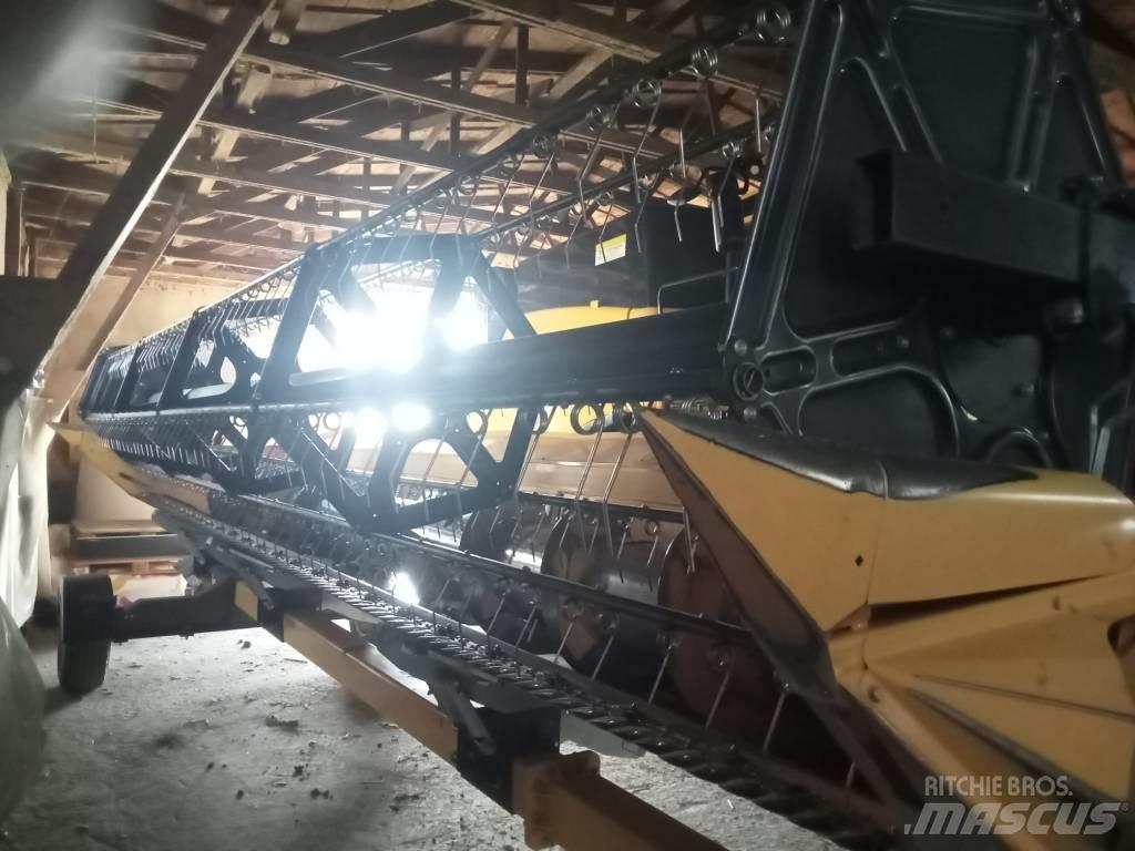 New Holland CX 8.70 Зернозбиральні комбайни