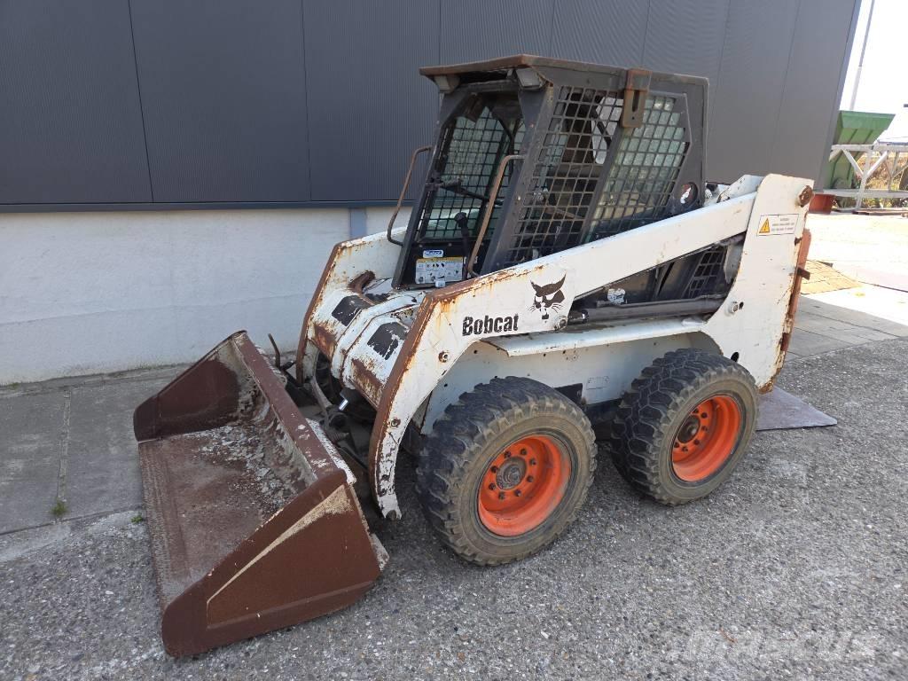 Bobcat 763 Міні-навантажувачі
