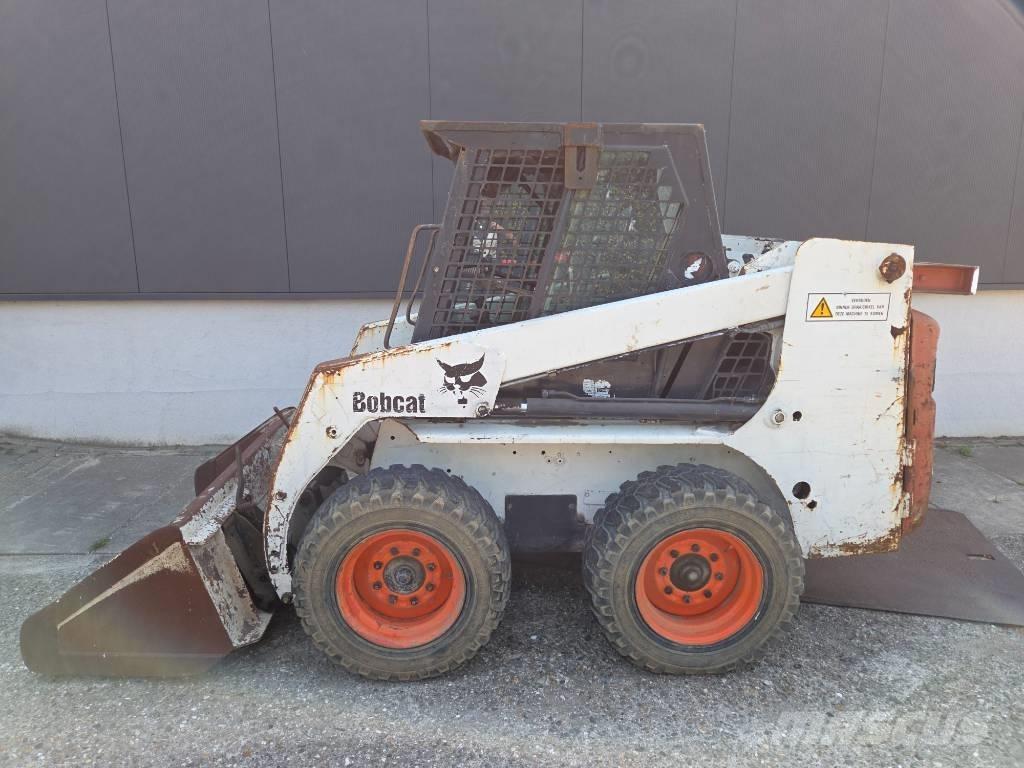 Bobcat 763 Міні-навантажувачі