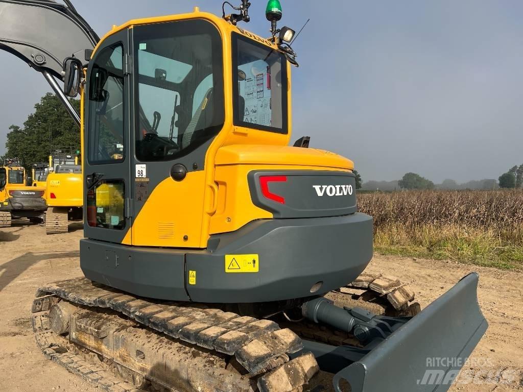 Volvo ECR 88 D Гусеничні екскаватори