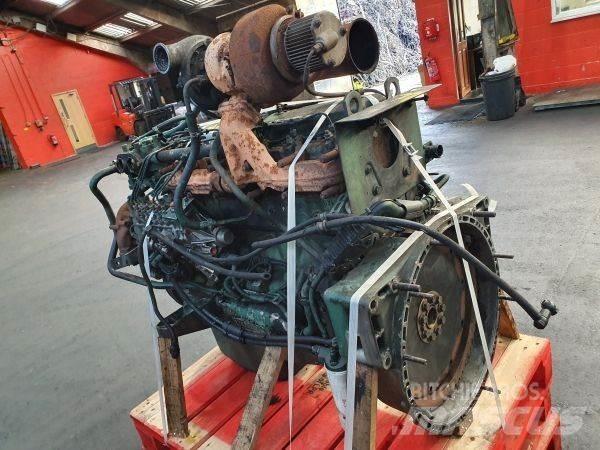 Volvo D7C215 Двигуни