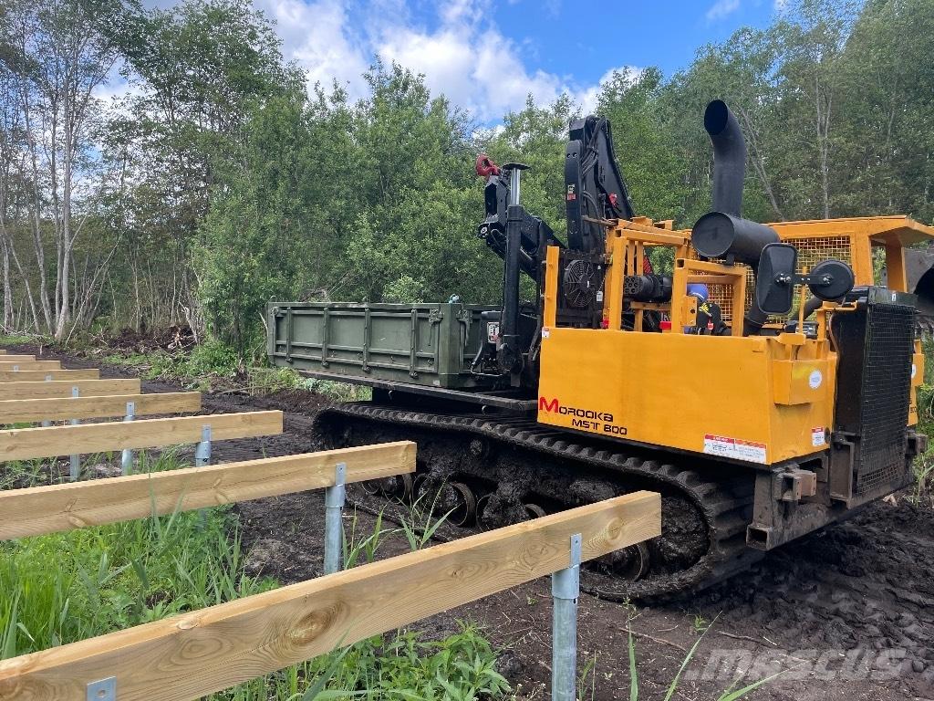 Morooka MST 800 Гусеничні самоскиди