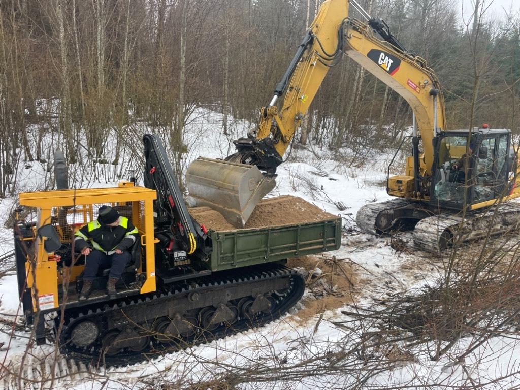 Morooka MST 800 Гусеничні самоскиди