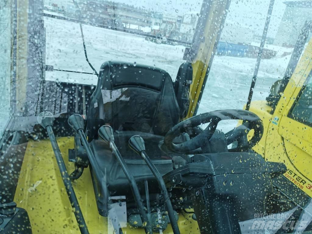 Hyster Hyster H3.0FT Дизельні навантажувачі